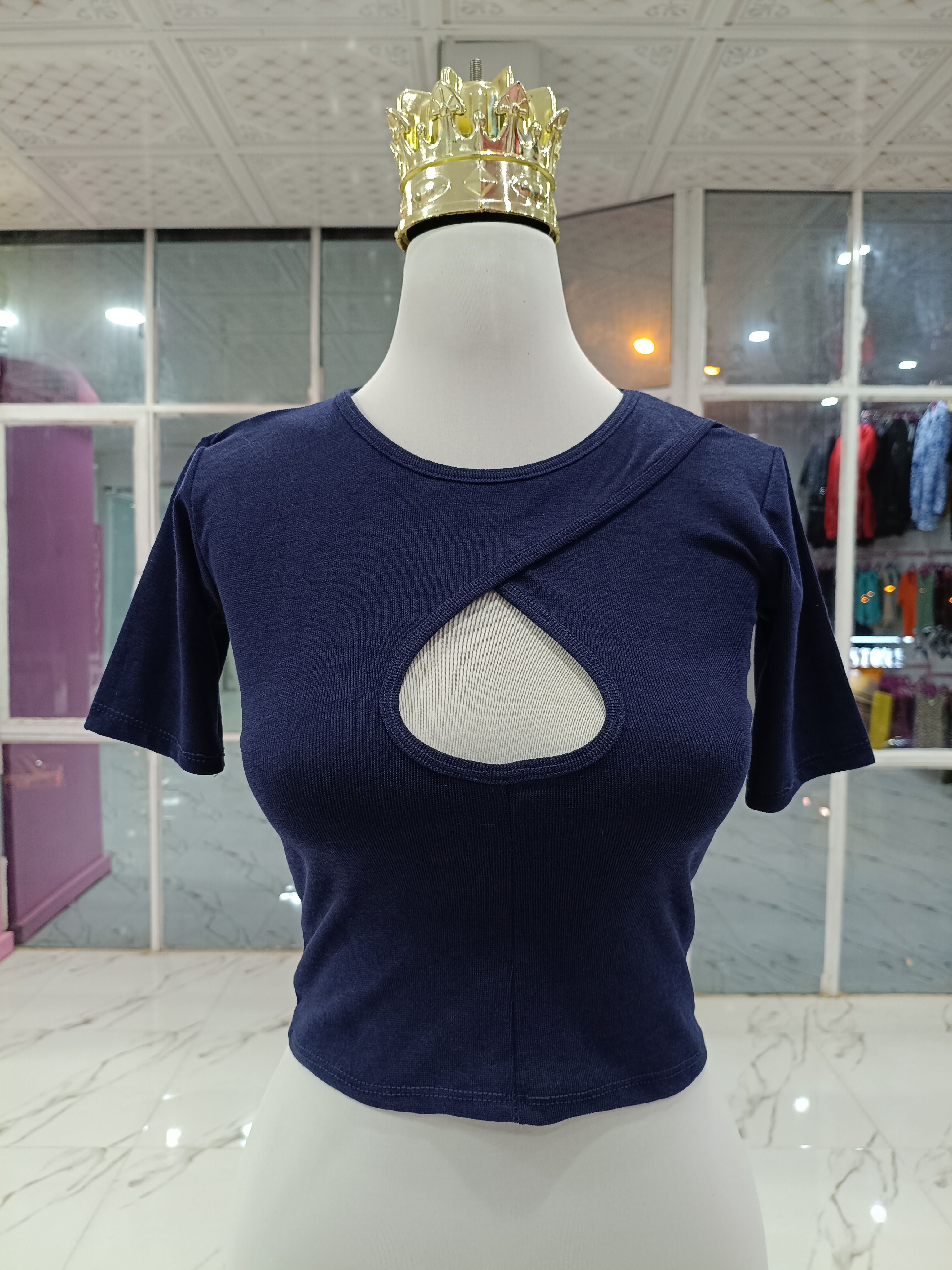 کراپ تیشرت سینه ویو زنانه